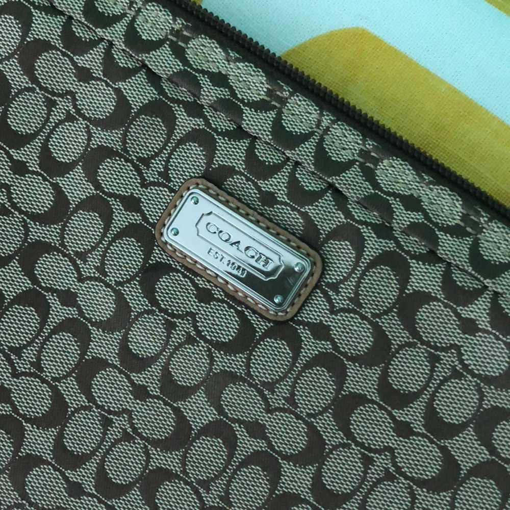 COACH COMPUTER CASE !✨ - Picture 2 of 3